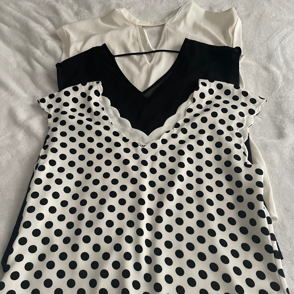 3 Short Sleeve Express Women’s Blouses/Tops Medium